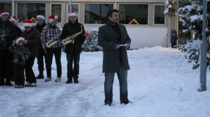 Julegran Meldal5