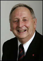 Arne L Haugen