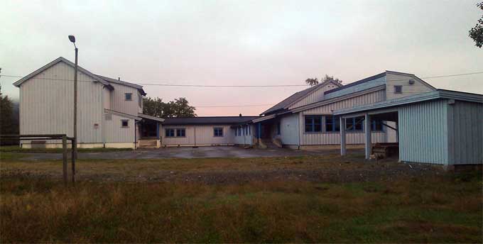 Å skole