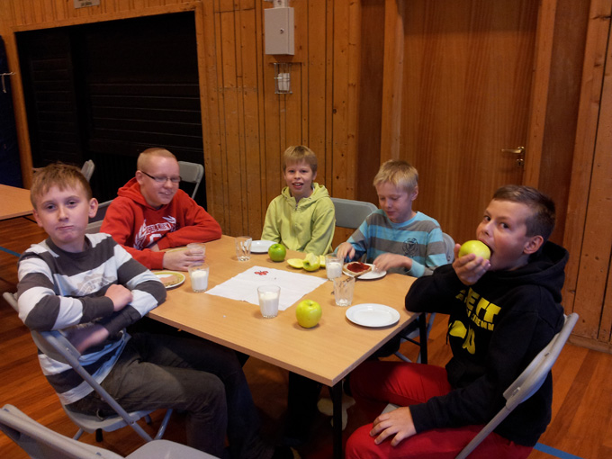 Takk for maten herlige sanitetsdamer!