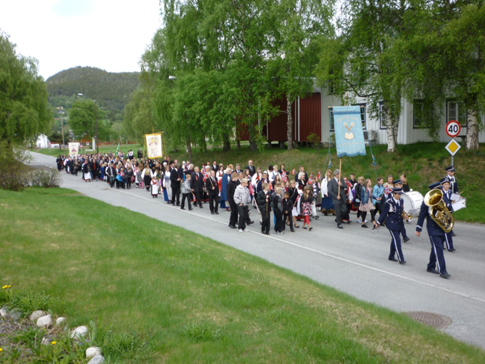 17. mai i Meldal sentrum