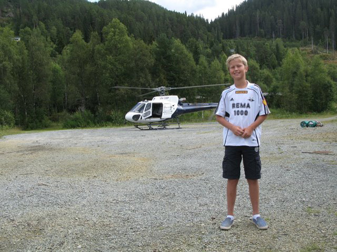 Helikoptertur med Jacob, under Bergmansdagene