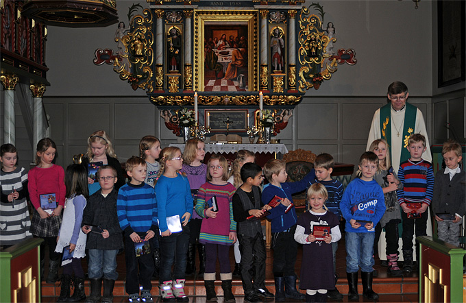 Førsteklassinger i Meldal kirke!