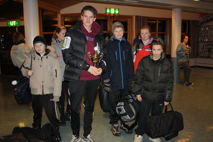 MÅL 4H vant nattvolleyballturnering op Berkåk