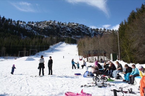 Familiedag i alpinbakken