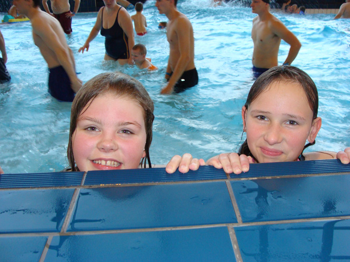 Speiderne i Pirbadet