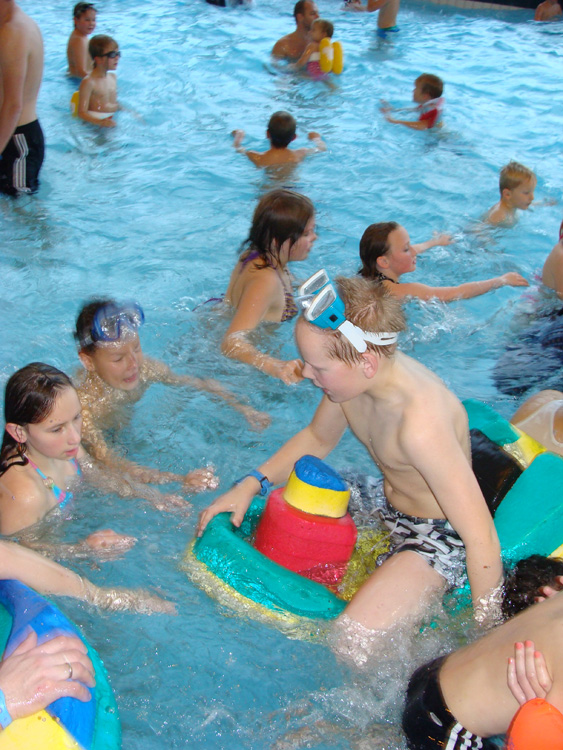 Speiderne i Pirbadet