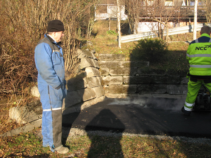 Asfaltlegging i Bergslia