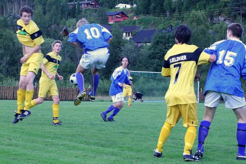 Juniorene mot Strindheim topp