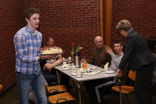 Gaveutdeling_15.mars_2010_091