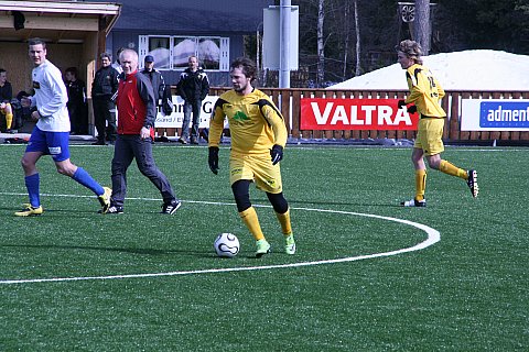 Fotballen begynner for alvor