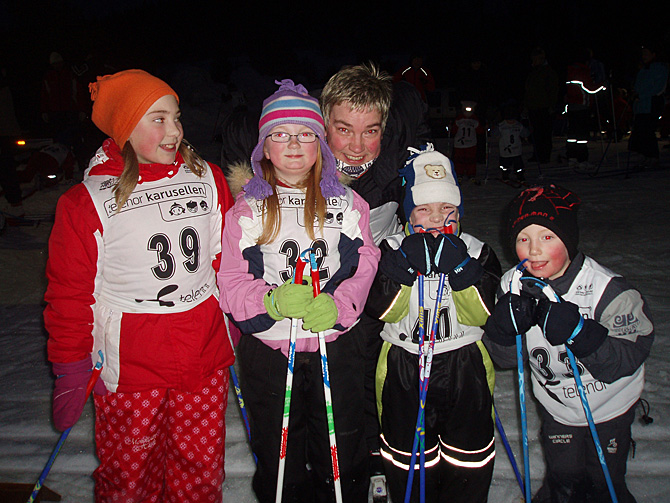 Ann Iren Engen, Lene Møkkelgård, Jan Erik Engen, Andreas Møkkelgård, bak Tone Lise Engen