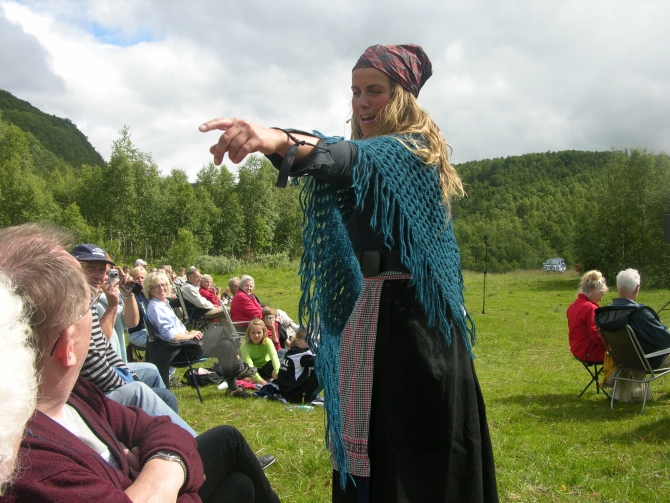Budeia eller huldra?.jpg