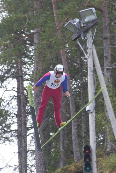 Einar Kvam i svevet i Steinkjerbakken. Foto: Harald Kvam