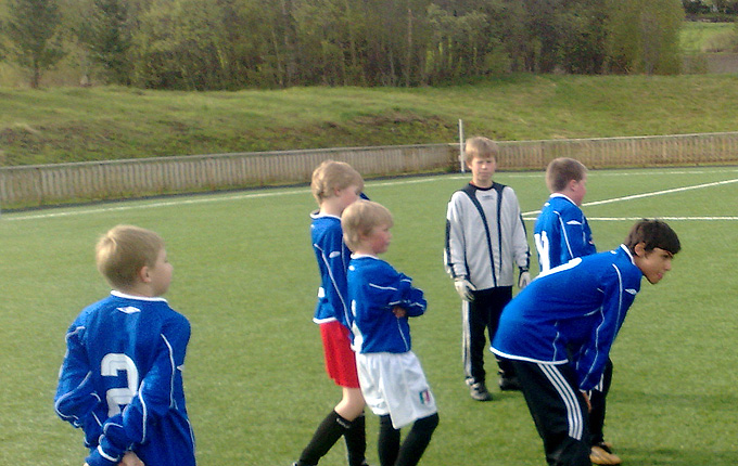 Fotballgutter