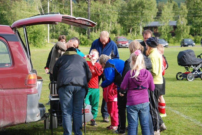 Regnbuen ble lykkens portal for NOR/Meldal