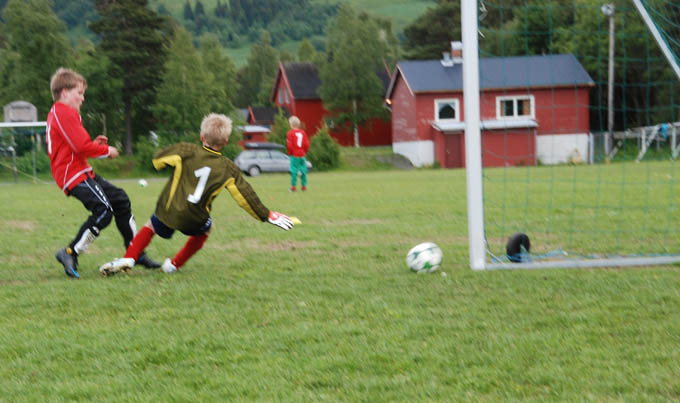 Regnbuen ble lykkens portal for NOR/Meldal