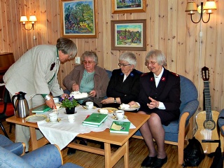 Diakon Kirsti, Mary, Elseba og Liv.  