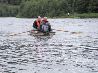 Pilgrimsprest Rolf Synnes er en voksen mann på 2,02 ikke mye fribord her  