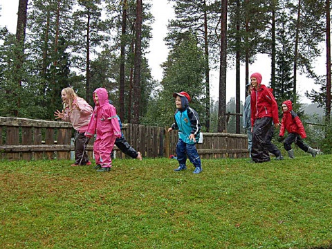 Rødt Lys, de lister seg fram uten å bli oppdaga  
