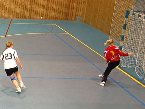 Her blir det nok en scoring  