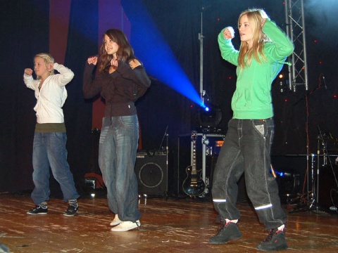 De tre danserne,Malin Skjuleng, Kristine Røttereng og Anne Rigstad, tilsammen MaKrAn, gikk videre  