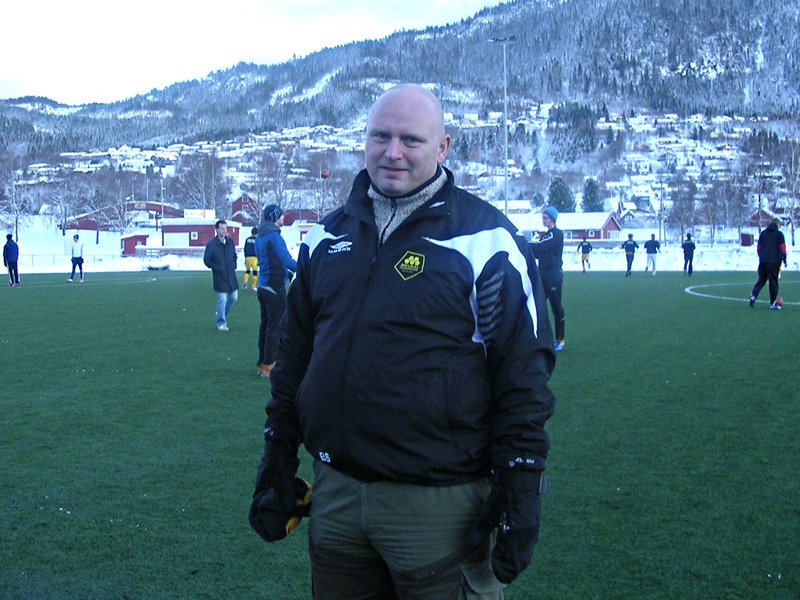 Bjørnar Skjevdal er ny leder i Meldal Fotball, og ivrig tilskuer på de fleste kampene 
