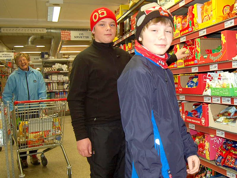 F.v. Rigmor, Jonas og Eirik 