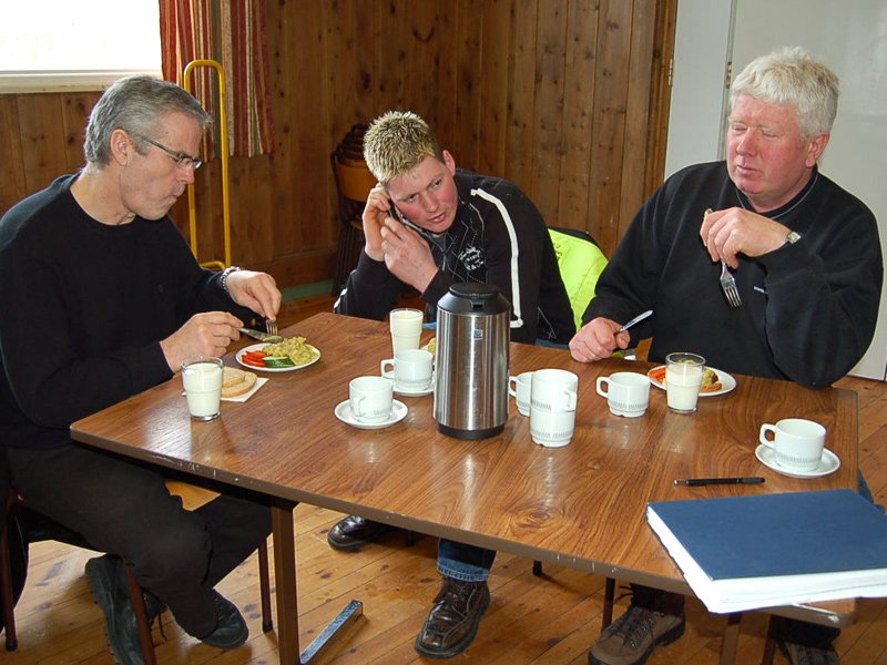 Fra venstre: Erik T. Loe, Kristian og Ola K. Loe  