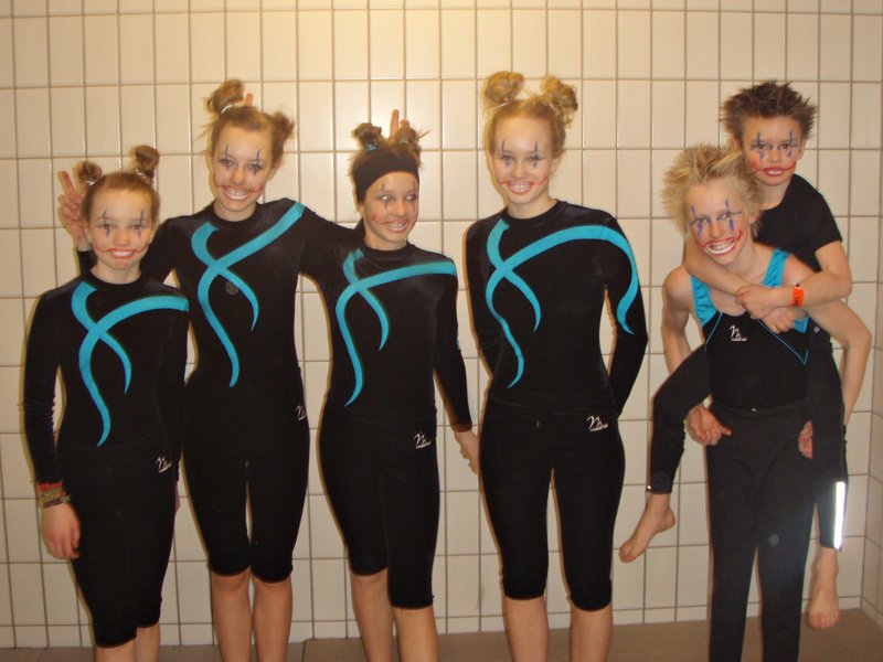 Deltagere Meldal IL turn: F.v. Randi Lilleås, Synnøve N Rigstad, Ragnhild N Rigstad, Elisabeth Wangen, John Refset og Martin Bakk Solem. 
