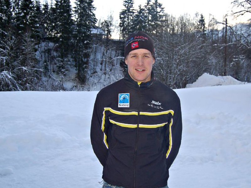 Hans Petter vil dele ut premier 