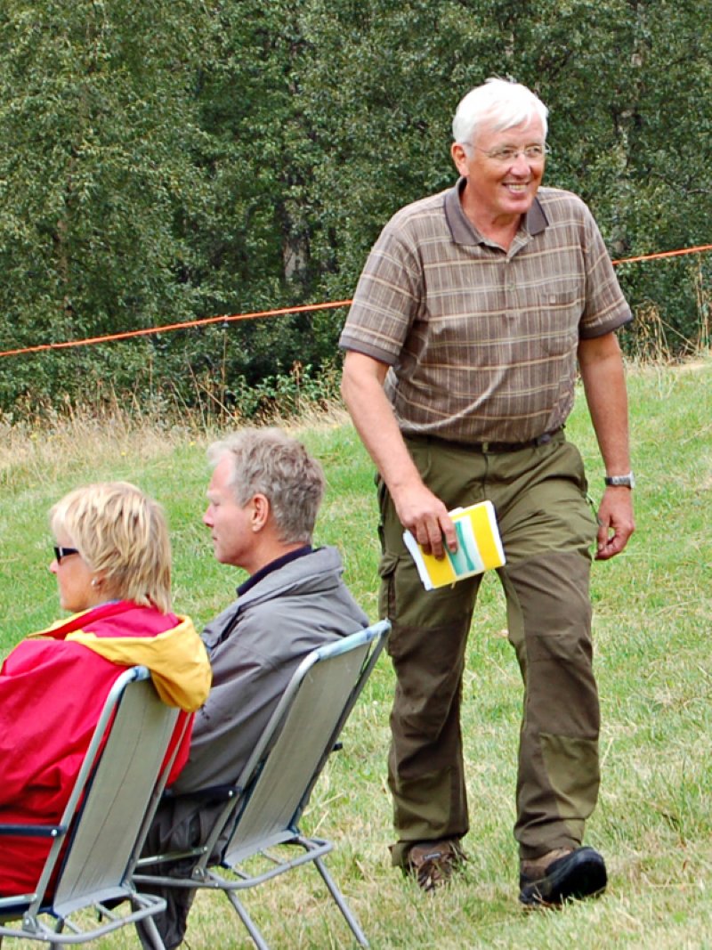Odd Olav leste dikt  