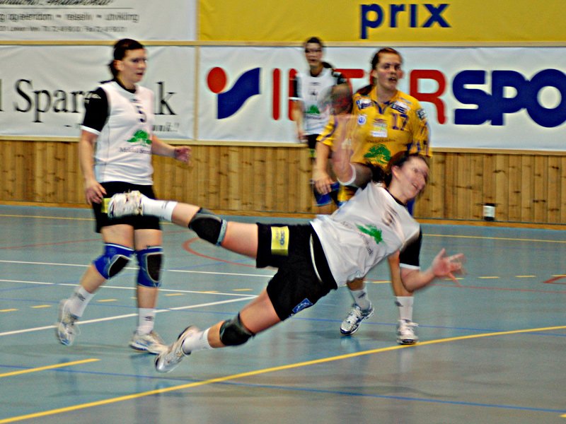 Karen Scorer 