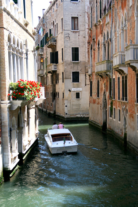 canal.jpg