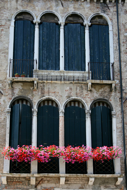 venicewindow.jpg