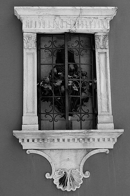 Italian_window_by_Wenche_Re.jpg