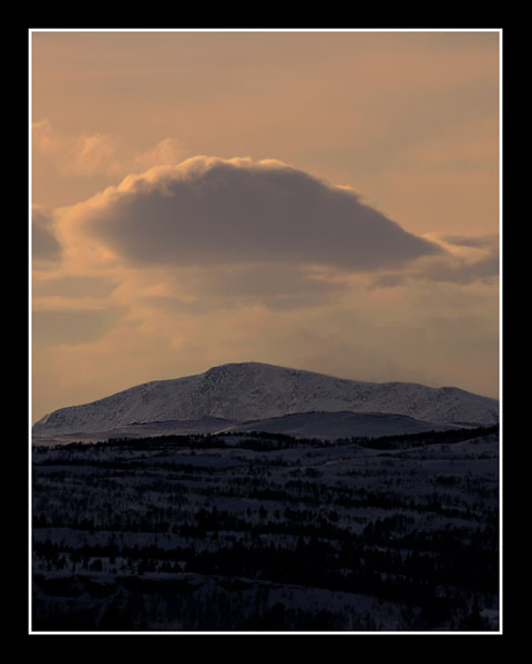 Bl__h___m_sky.jpg