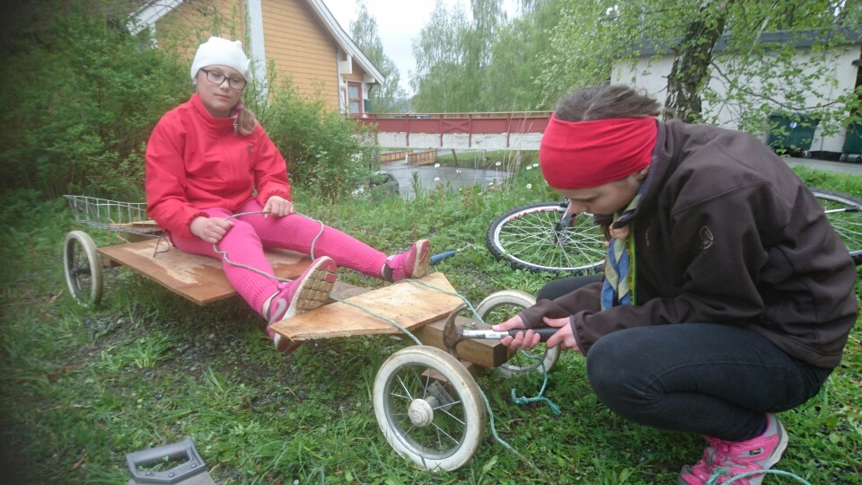 Ola bil halvferdig fra speiderne 2016