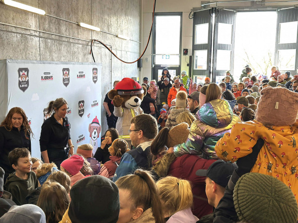 4109b847 9a15 48f4 b66b f3db3f2cbdf6