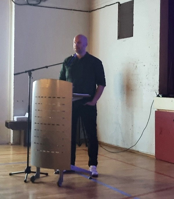 3ff2fe1f a47c 4866 b4b9 9a555b0ec24c