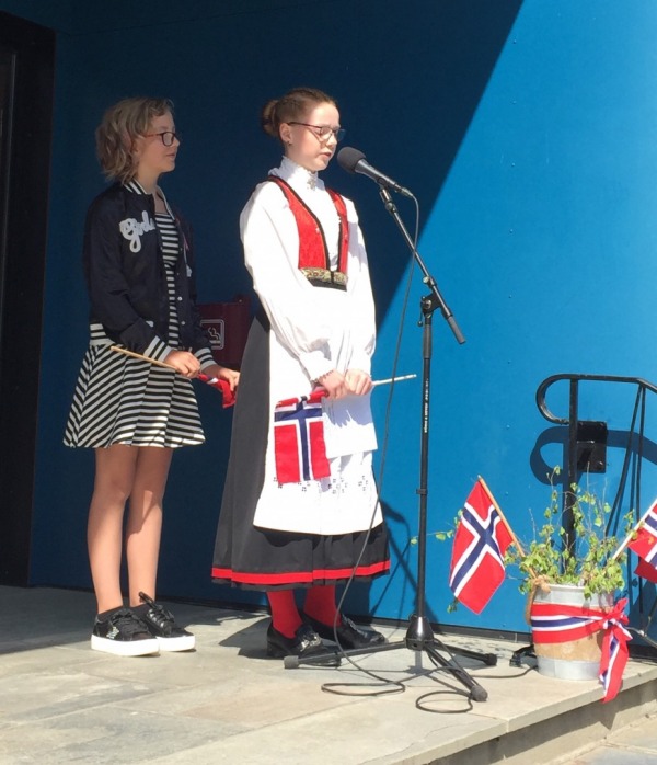 Lokken 17 mai 2