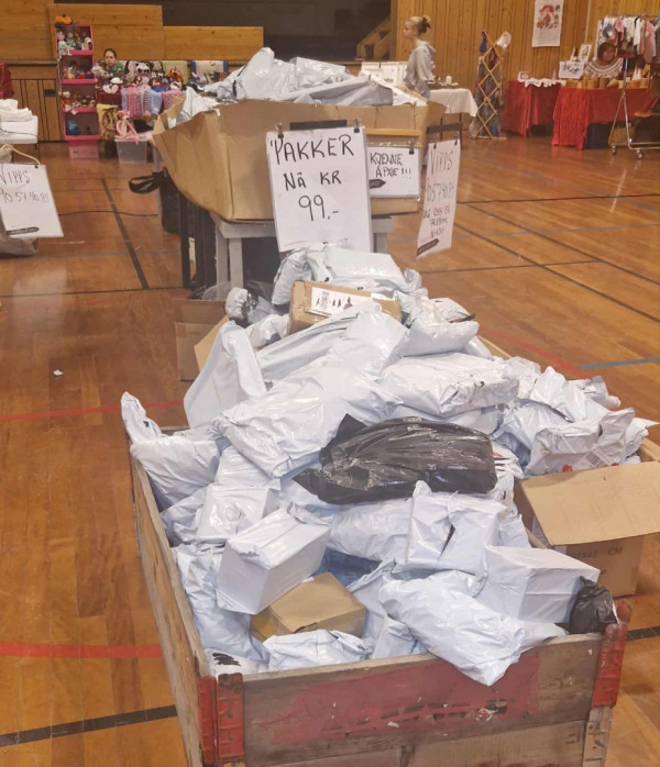 ac6903cd f177 4bf4 b4f8 3e1a3b2313f9