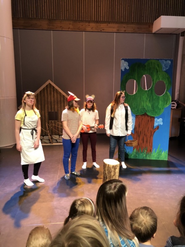 thumbnail Dyrene i Hakkebakkeskogen