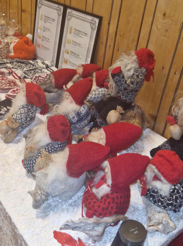 247099b8 2568 4b2c a3be 7f5f37bf4dc5