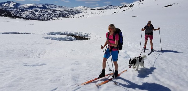 Jannicke Snildal og Sigrid Neadalssnota
