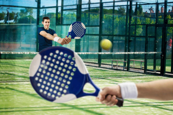 padeltennis Forte Village Magazine